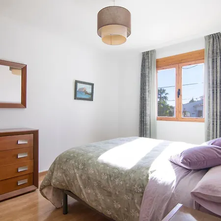 Holiday home Casa Con Vistas Al Mar En - Cucarres