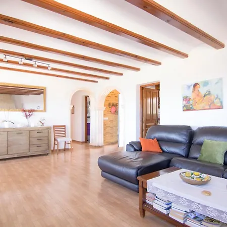 Casa Con Vistas Al Mar En - Cucarres *